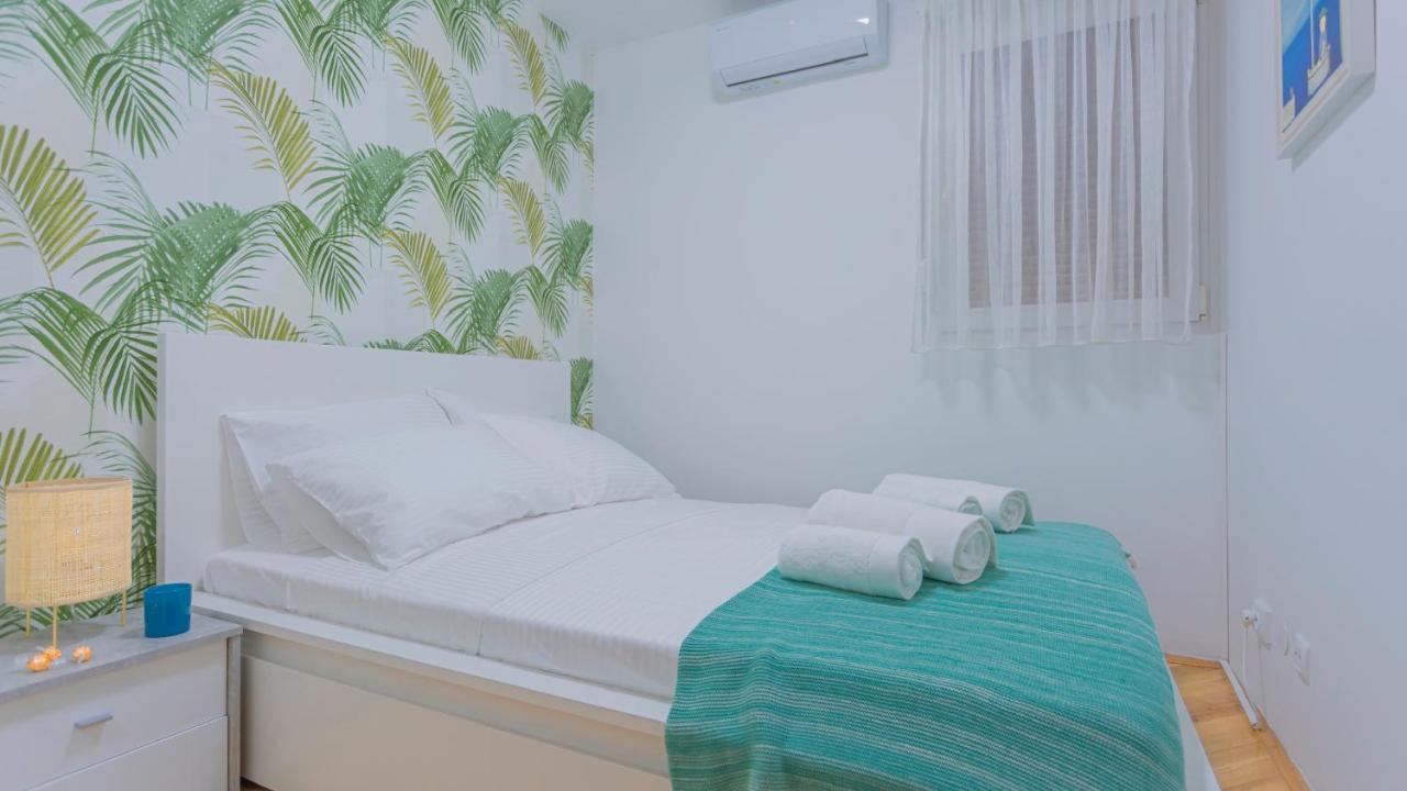 New Delux Green Garden Apartment With Hotube **** 斯普利特 外观 照片