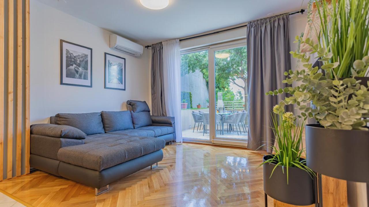 New Delux Green Garden Apartment With Hotube **** 斯普利特 外观 照片