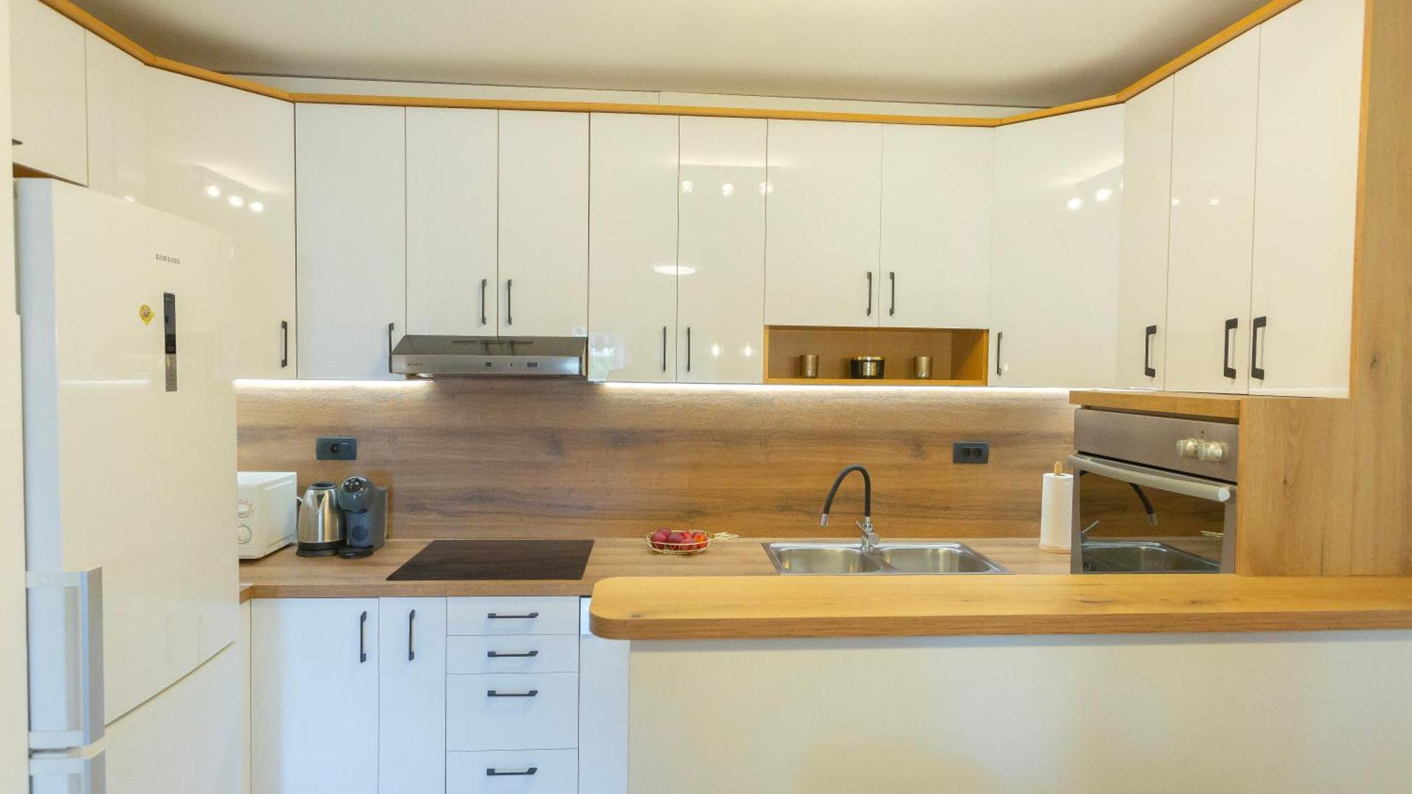 New Delux Green Garden Apartment With Hotube **** 斯普利特 外观 照片